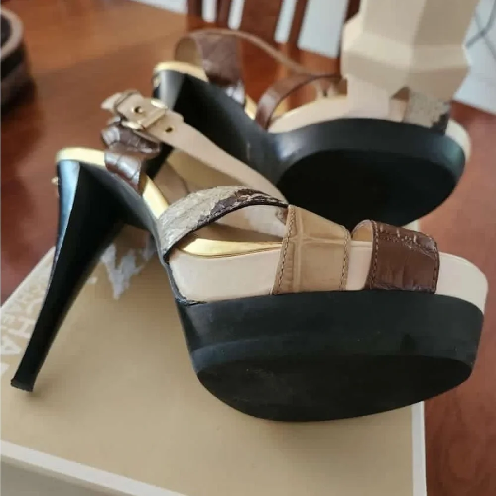 Michael Kors Niki Cross Strap Snake/leather Bone color platform 5 in heels - Picture 6 of 9